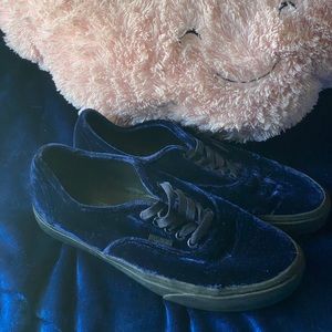 Vans Velvet Authentics